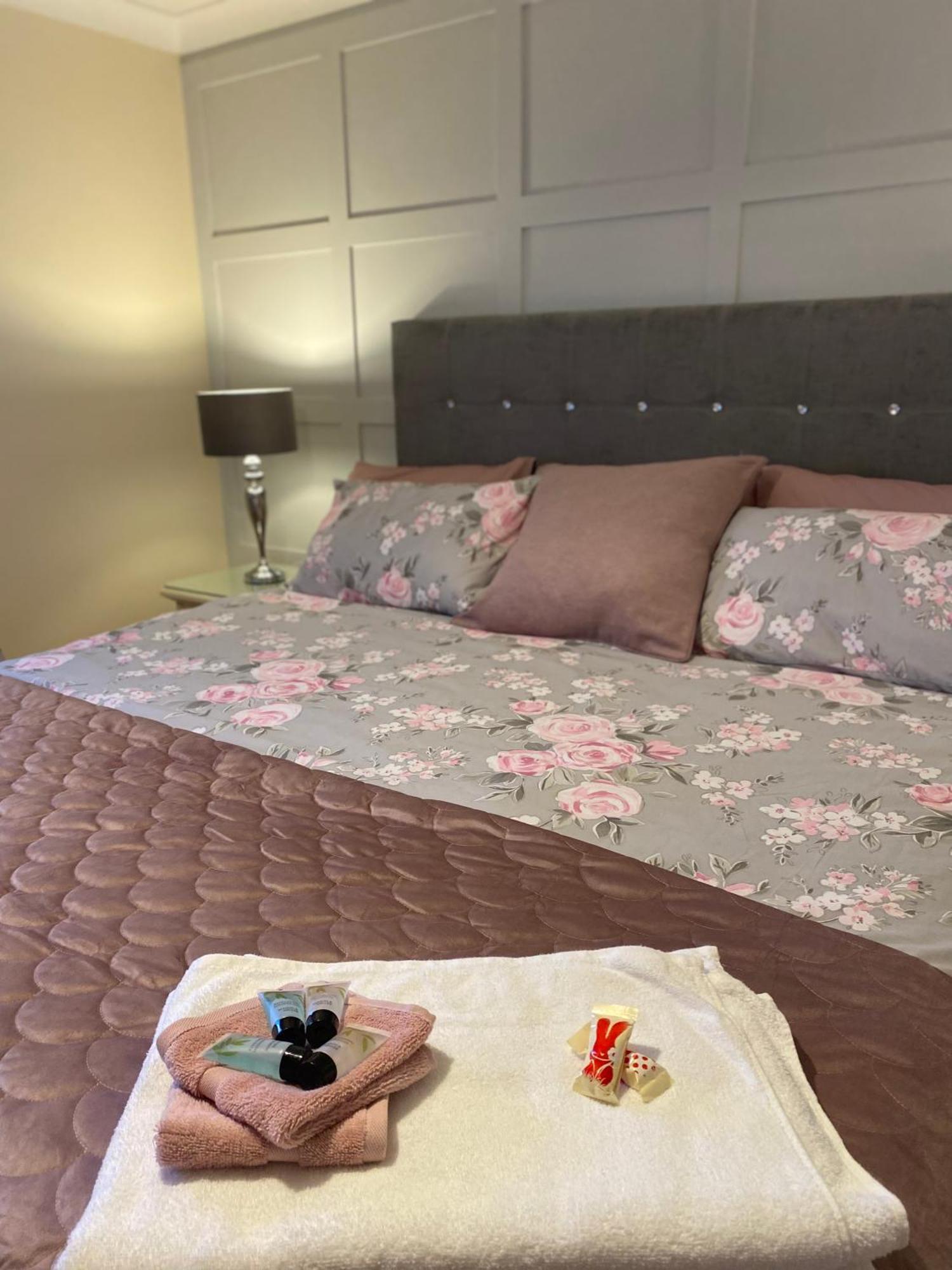 Villa House In Mid Ulster - Sleeps 8 à Draperstown Extérieur photo